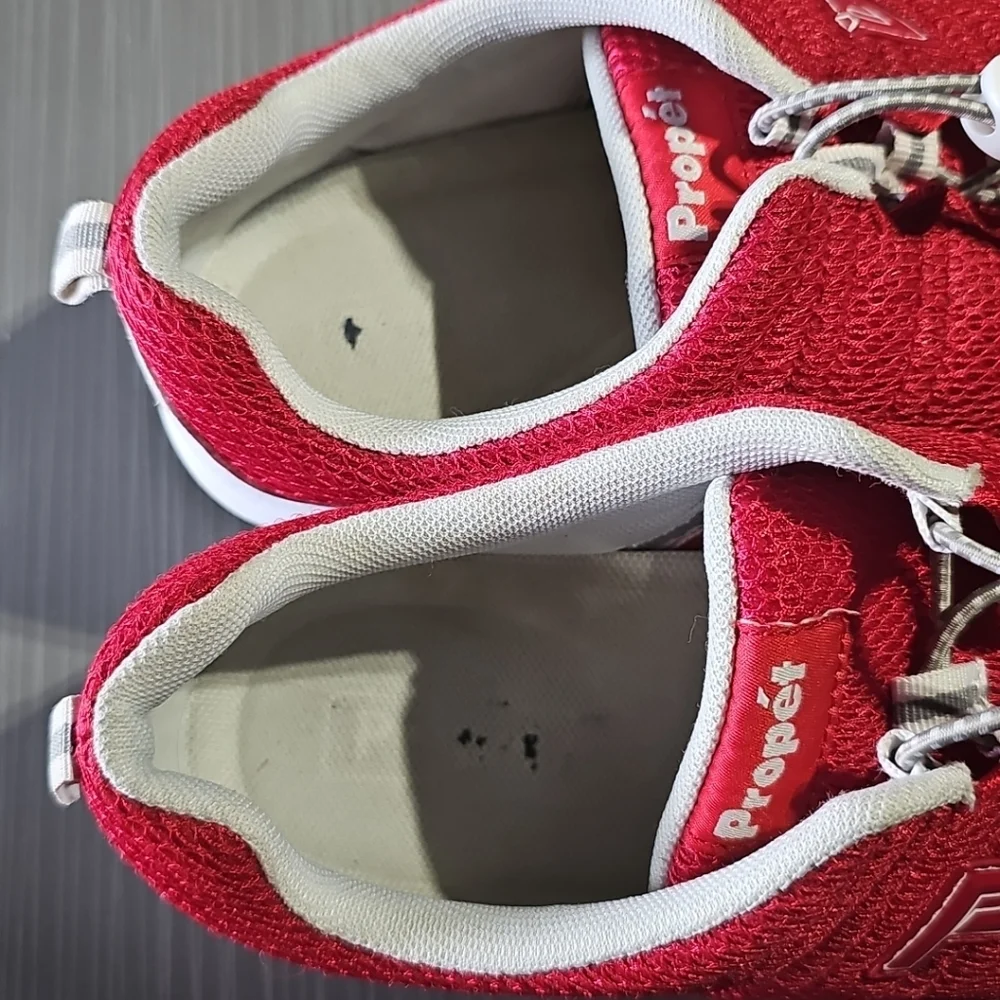 Propet Travel Walker II Women’s 11N(AA) Mesh Comfort Sneakers Red W3239 PreOwned